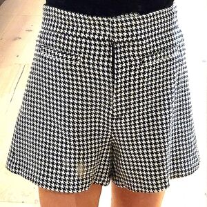 Sandro short size 1 (size 36)
